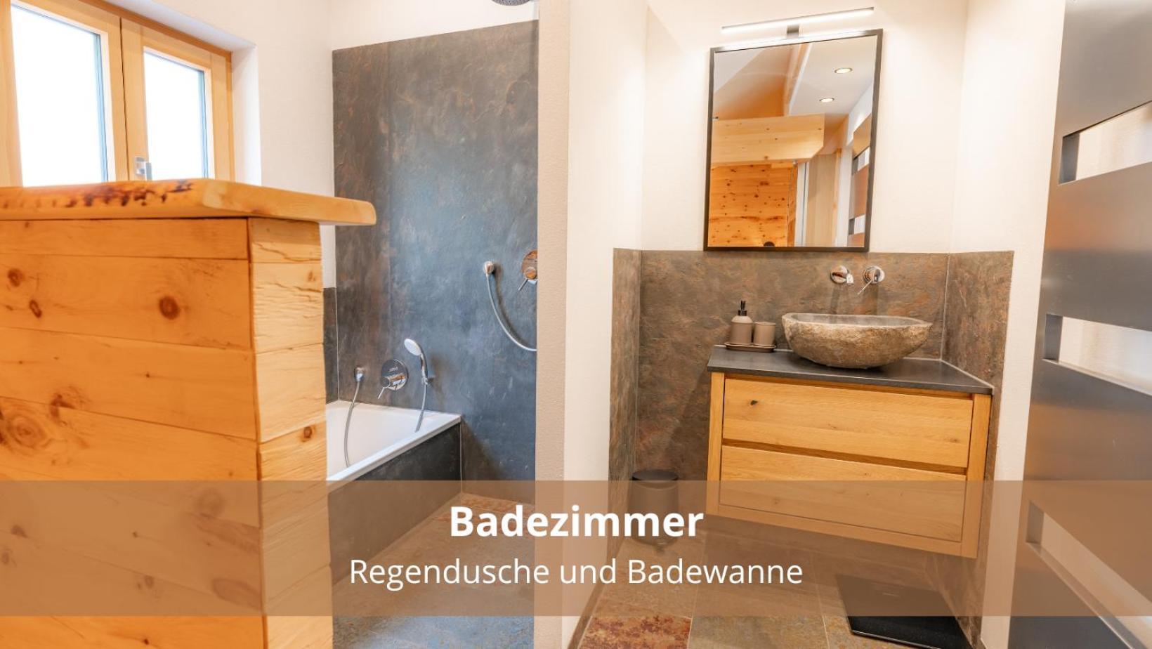 Chalet Waldhaeusl Luxurioese Ferienwohnungen Mit Sauna & Whirlpool, Kamin, Balkon Oder Terrasse Mit Bergblick 海利根布卢特 外观 照片